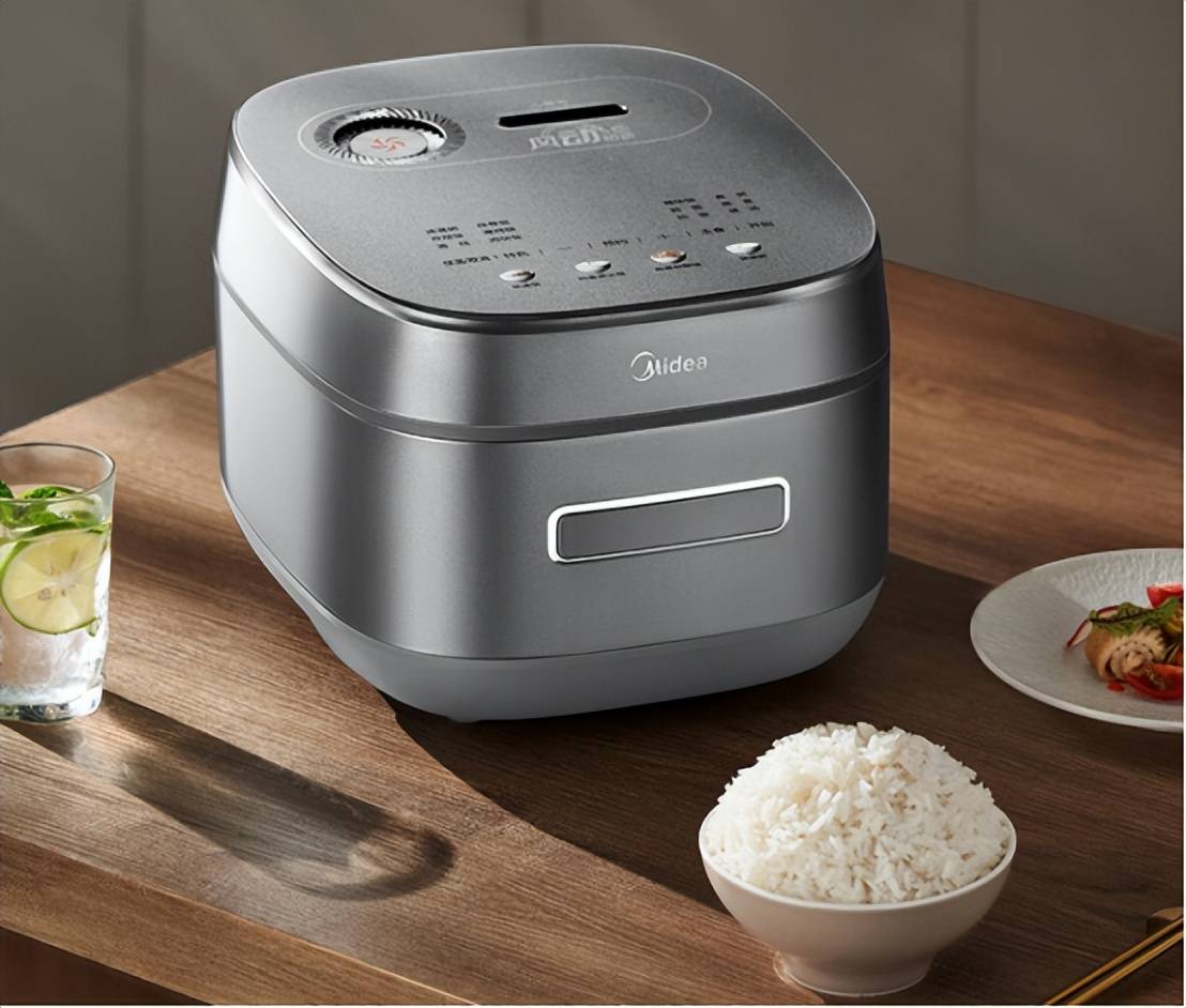 2025年A股上市公司半年报百强盈利透视 中央汇金在电子产品行业的布局与持仓规律分析