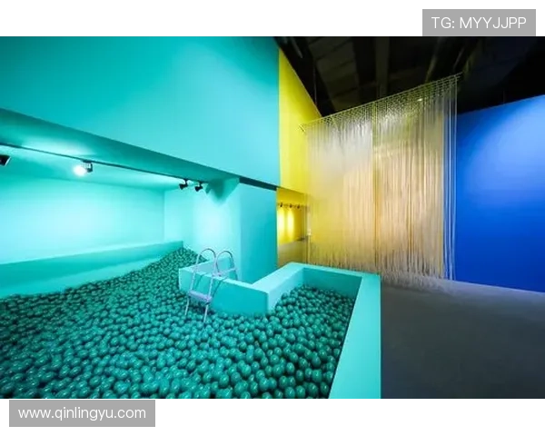 卡塔利娜·丹尼斯：艺术与生活交织的奇幻之旅